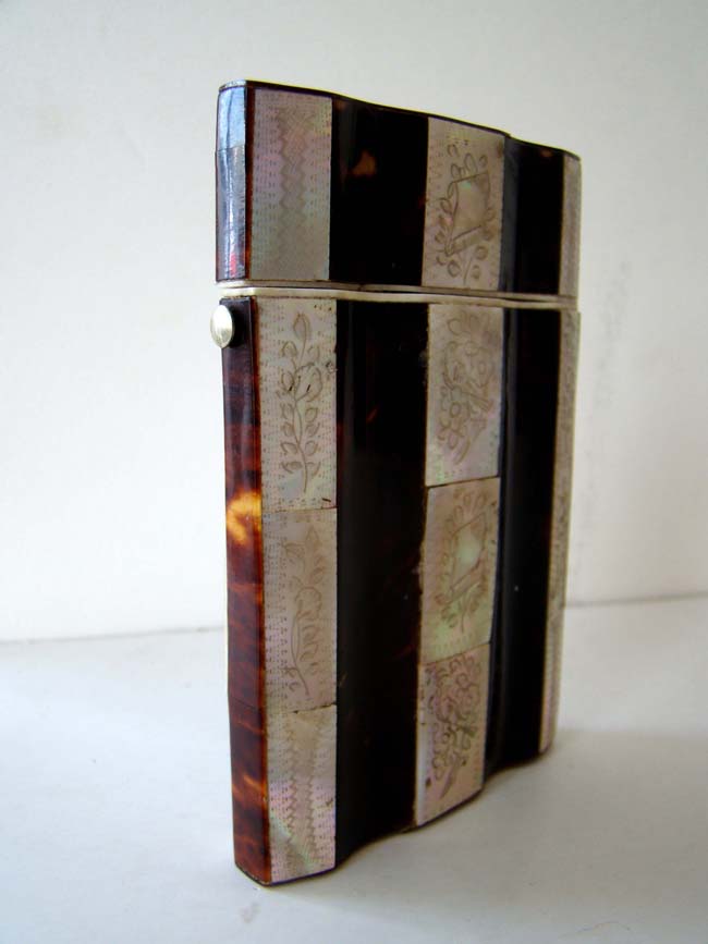 A charming tortoiseshell and mother-of-pearl calling card case circa 1875 — image 2